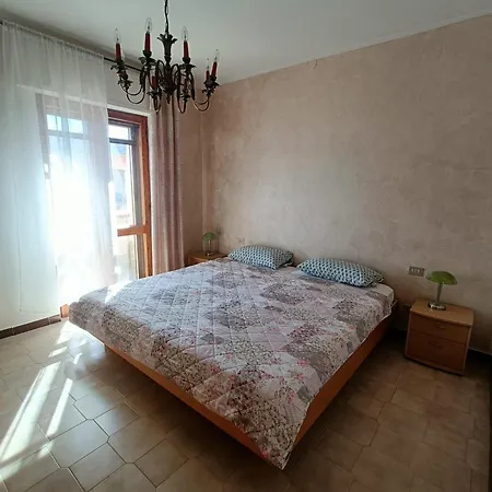 Topaz Iun T4815 Guest house