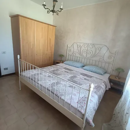 Topaz Iun T4815 Guest house