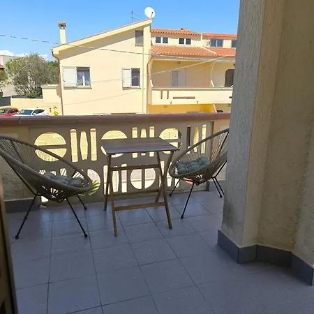Topaz Iun T4815 Penzion 4*
